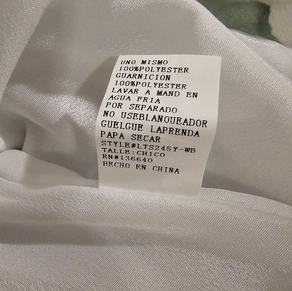 L'ATISE by Amy Floral Pleated Mini Skirt women's size small - Picture 5 of 8